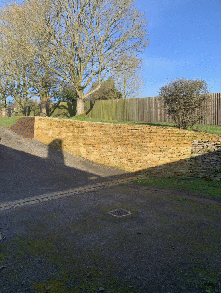 About Ian Hernandez Dry & Limestone Walls
